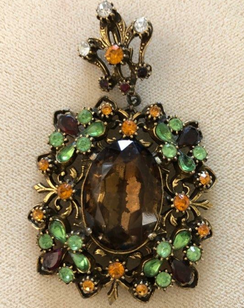 Brooch
